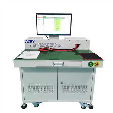 Integrierter Batterietester