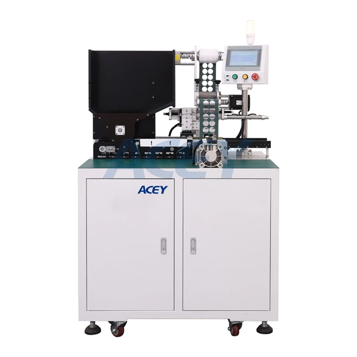 Batterie-Isolierpapier-Klebemaschine für 32140 33140